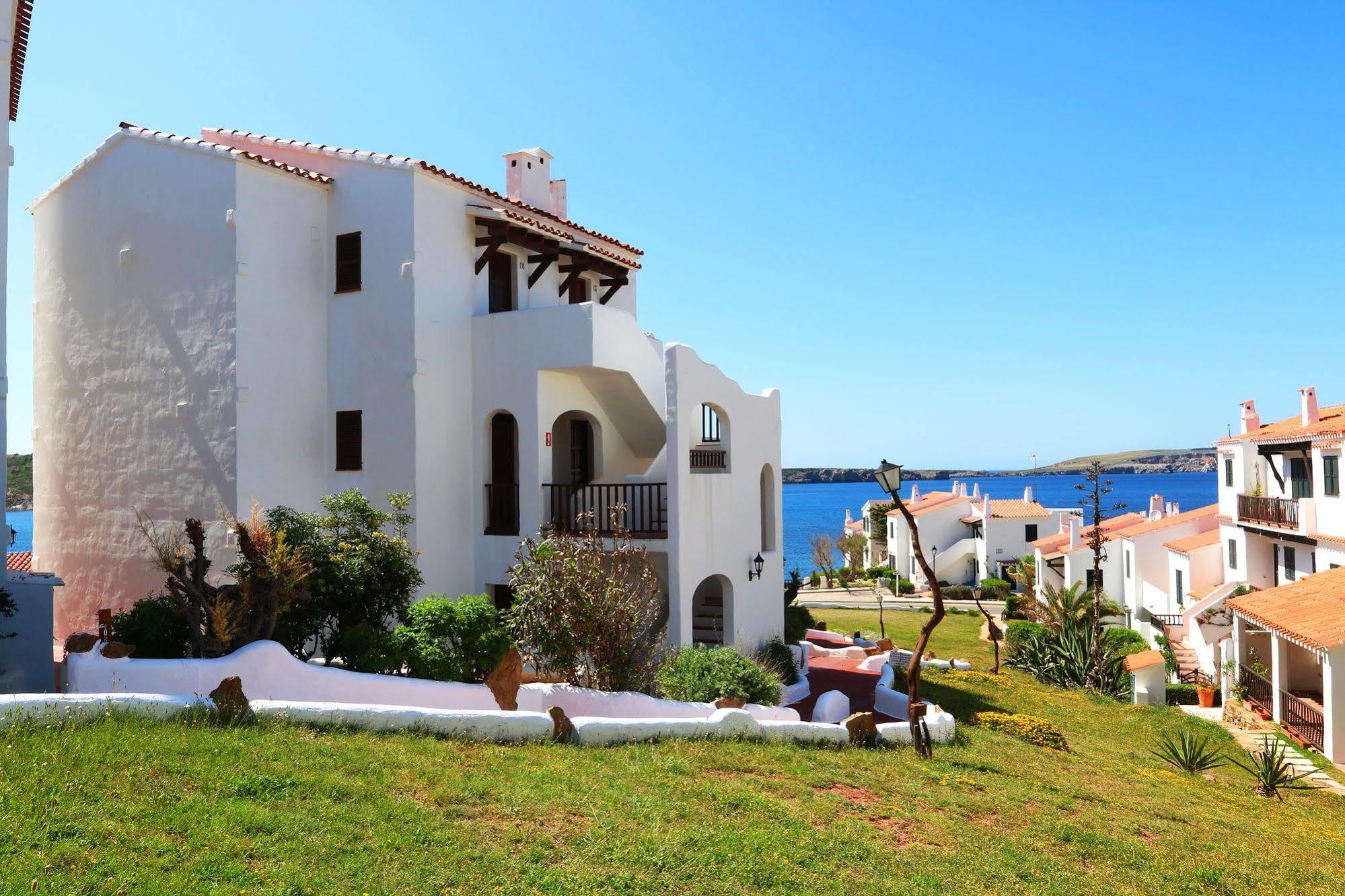 Apartamentos El Bergantin Menorca Club (Adults Only) Es Mercadal Extérieur photo