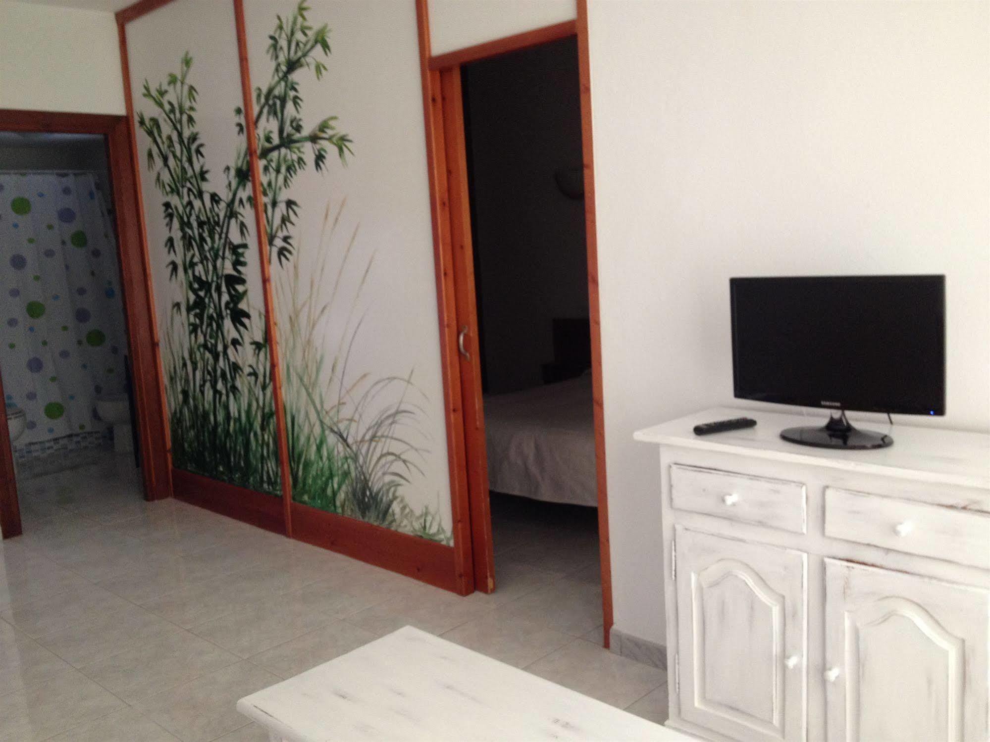 Apartamentos El Bergantin Menorca Club (Adults Only) Es Mercadal Extérieur photo