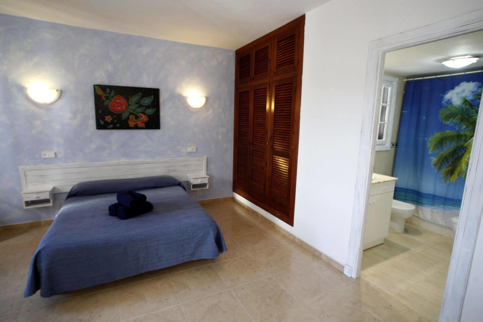 Apartamentos El Bergantin Menorca Club (Adults Only) Es Mercadal Extérieur photo