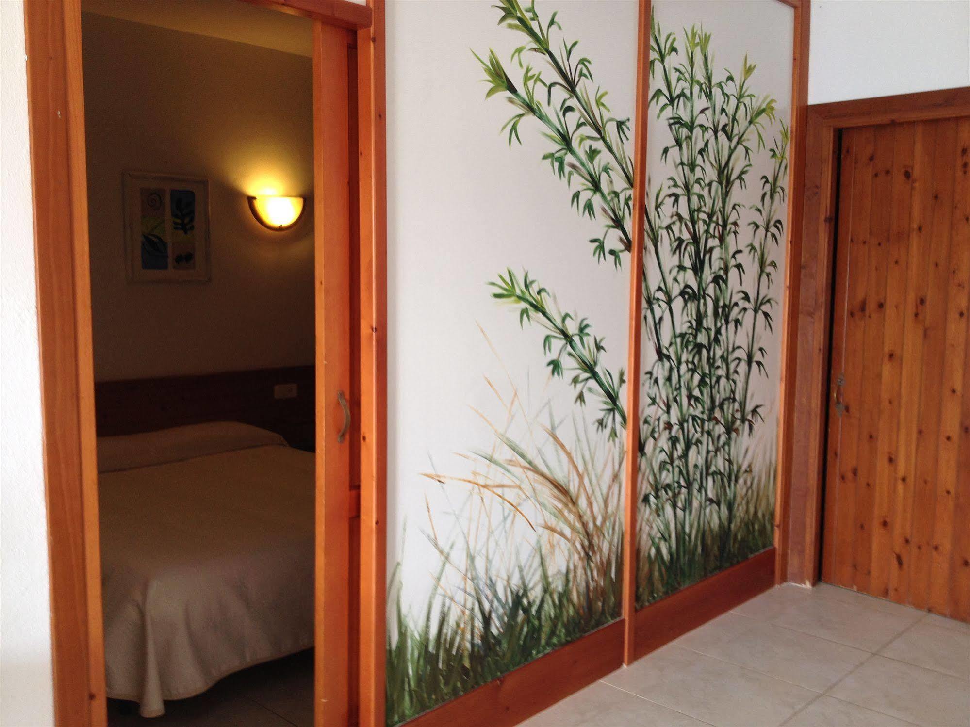 Apartamentos El Bergantin Menorca Club (Adults Only) Es Mercadal Extérieur photo